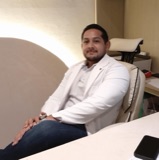 Dr. Javier Salazar